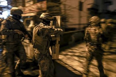 6 ilde uyuşturucu satıcılarına şafak operasyonu