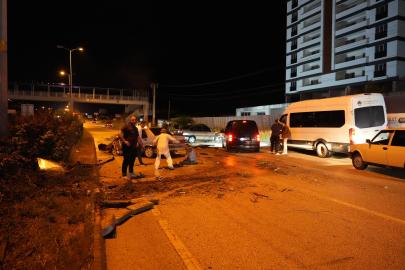 Yaralıyı kurtarmaya çalışanlara başka bir araç çarptı. 1'i ağır 6 kişi yaralandı