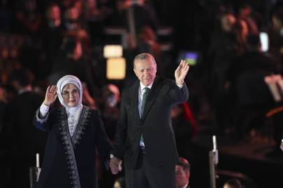AK Parti 25. yaşını kutluyor. Cumhurbaşkanı Erdoğan konuşuyor
