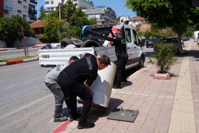 Kepez'de kamu alanı işgalleri kaldırıldı