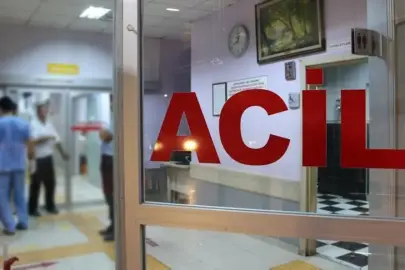 Çocuğunu almaya gitti, okul bahçesinde bıçaklandı
